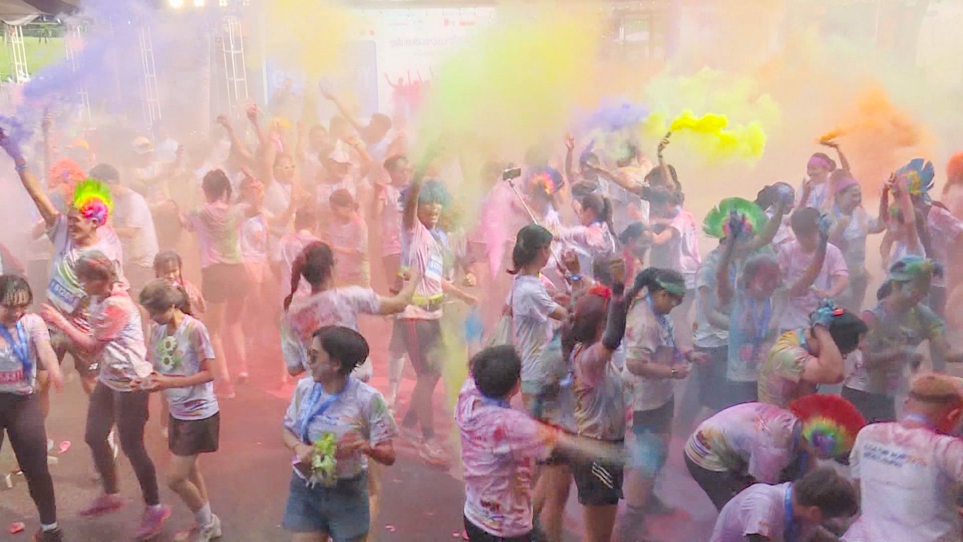 Những hoạt động vui nhộn và đầy sắc màu ở giải chạy Color run Ecolakes 2024